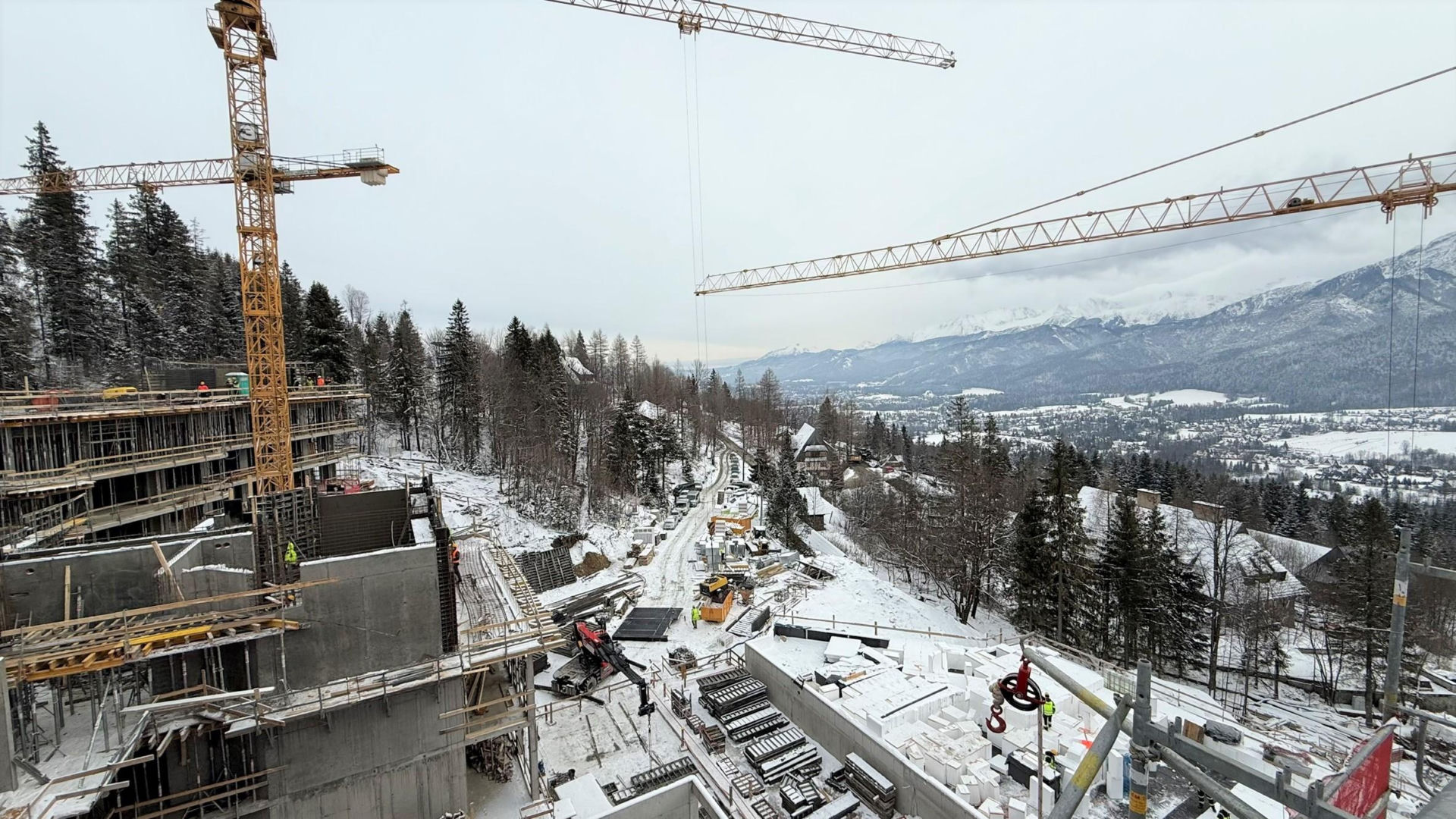 Budowa hotelu Salamandra w Kościelisku - luty 2026