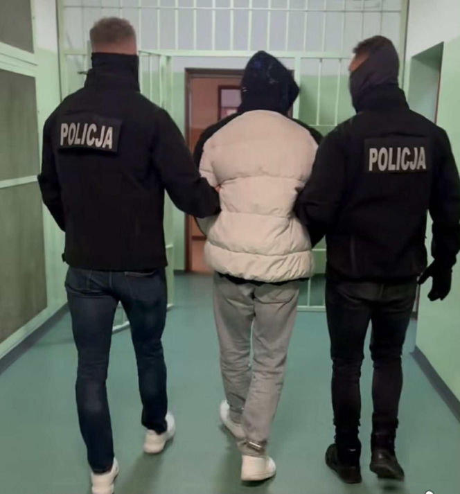 Poćwiartował ciało współlokatora i zakopał w parku! Po wszystkim napisał do matki Mateusza