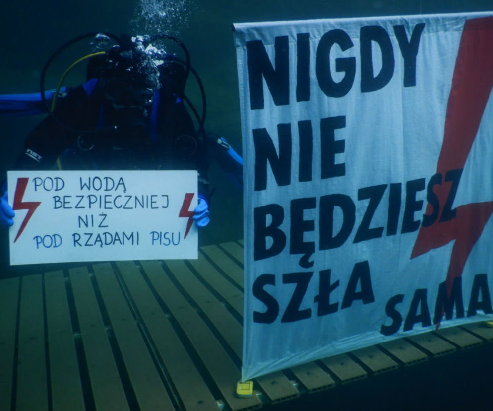Strajk Kobiet pod wodą