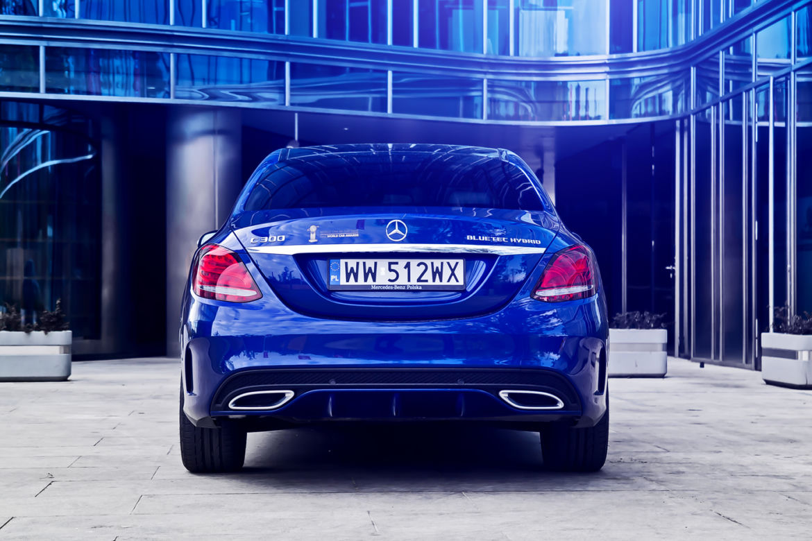 Mercedes-Benz C300 BlueTEC Hybrid