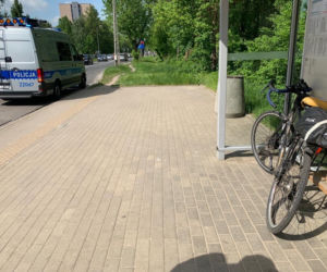 Rowerzysta wjechał w 5-latka wysiadającego z autobusu! Rodzice wpadli w szał i doszło do szarpaniny!
