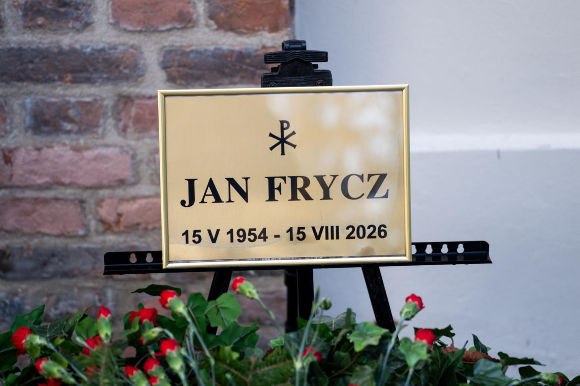 Jan Frycz, tak wygląda jego grób