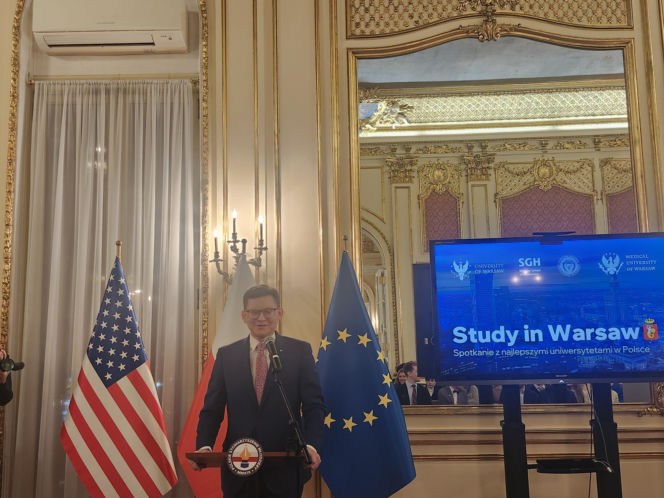 W Nowym Jorku namawali do studiów w Warszawie