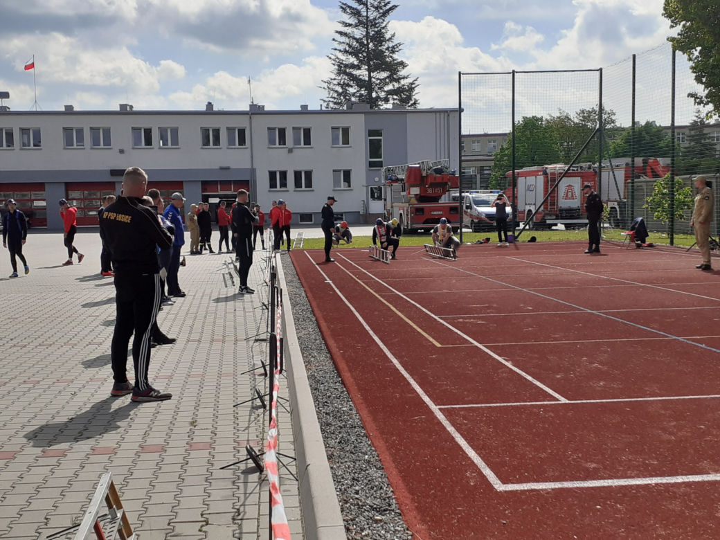 Strażacy z Siedlec, Łosic, Mińska Mazowieckiego, Sokołowa Podlaskiego, Węgrowa, Garwolina i Otwocka zmierzyli się w zawodach pożarniczych w Siedlcach