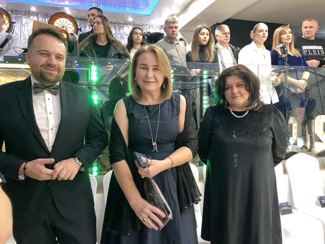 Bal studniówkowy 2024 II Liceum Ogólnokształcącego w Starachowicach