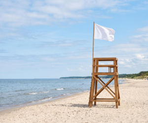 Sinice Niechorze. Czy w Niechorzu można się kąpać 15.07? Flaga, warunki pogodowe