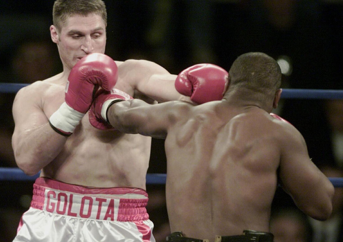 Tak wyglądały ring girls, które 25 lat temu pracowały na gali Gołota - Tyson