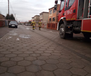 Pożar domu na Szymanowskiego w Lesznie. Możliwe, że od świeczki 