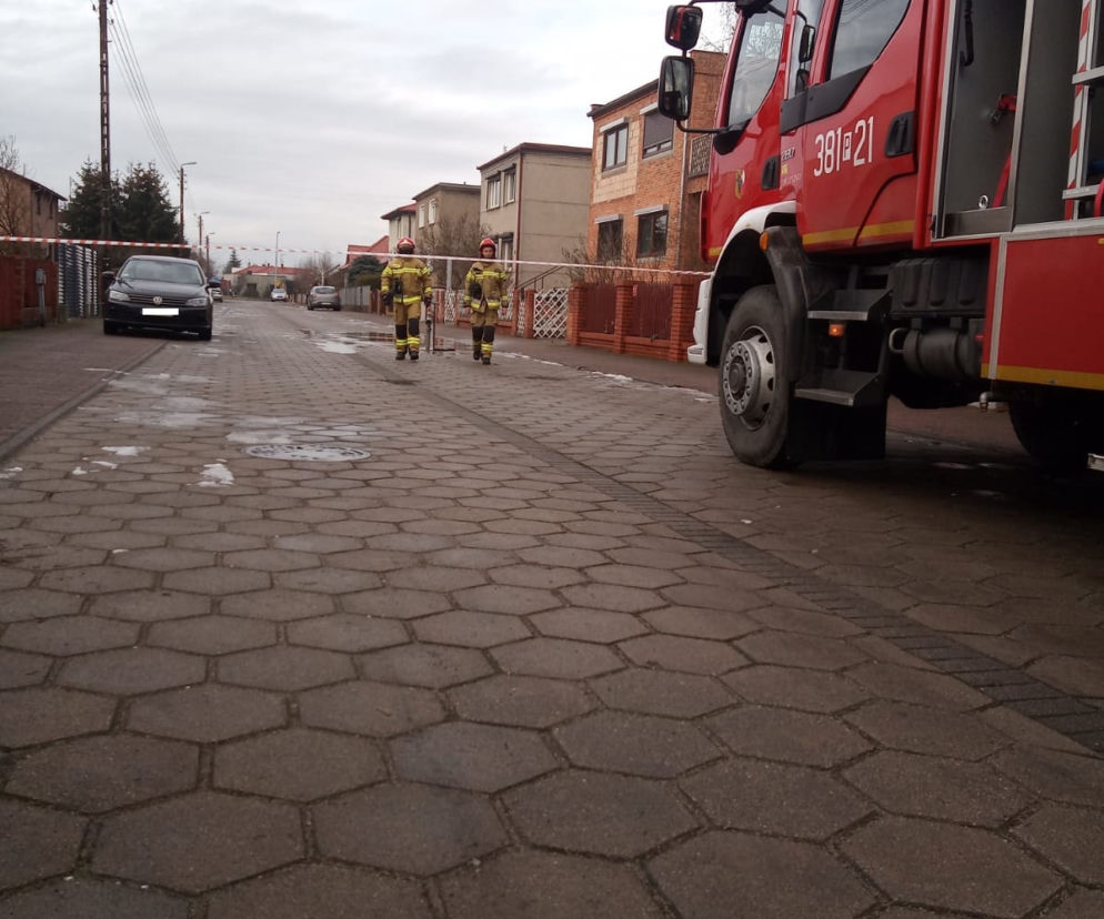 Pożar domu na Szymanowskiego w Lesznie. Możliwe, że od świeczki 