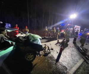 Groźny wypadek pod Gorzowem. Skoda wbiła się w ciągnik leśny