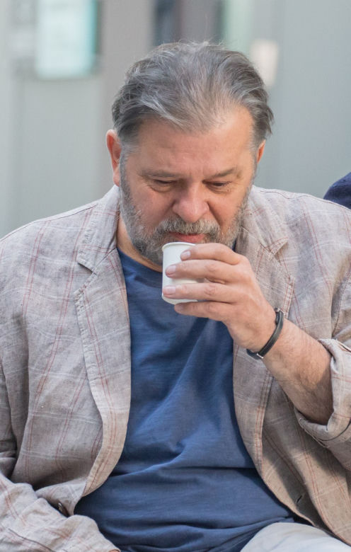 Krzysztof Globisz wrócił do pracy, wraca do zdrowia