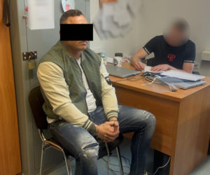 21 osób z zarzutami, a to nie koniec! Policja rozbiła mafię samochodową
