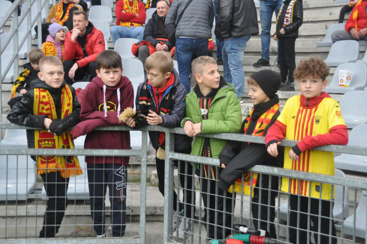 Tak dopingowali kibice na meczu Korona Kielce - Radomiak Radom