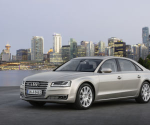 Audi A8 L W12 lifting 2014