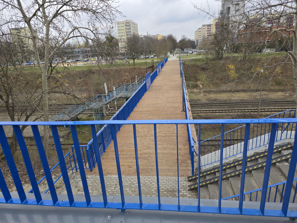 Wyremontowana kładka nad torami