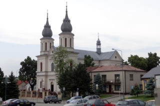 To jedno z najciekawszych miast w Małopolsce. Sąsiaduje z Krakowem, kiedyś było osadą myśliwską
