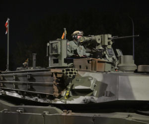 Nocna próba defilady wojskowej w Warszawie