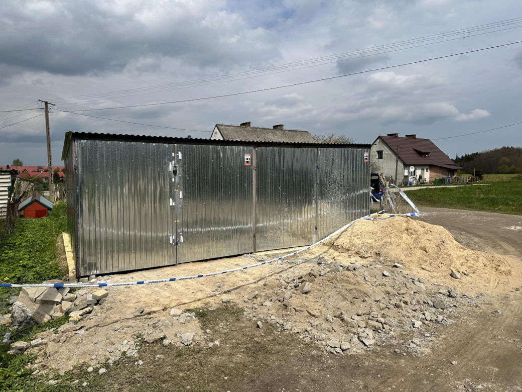 Zmasakrowali Krzysztofa dla kredytu