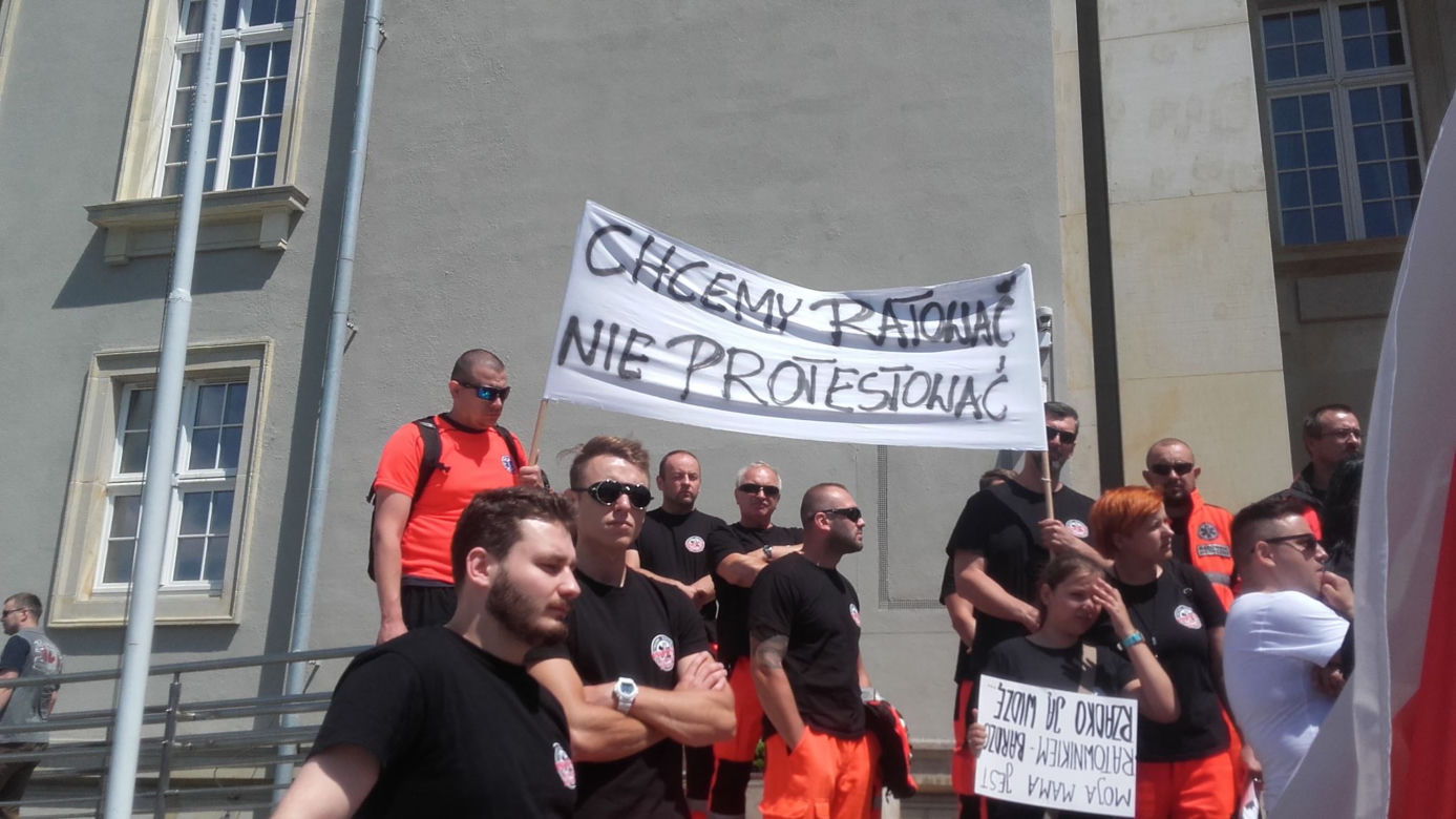 Protest ratowników medycznych we Wrocławiu
