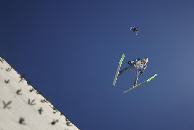 Kacper Tomasiak na T4S