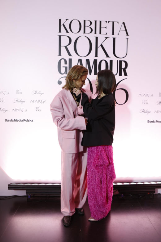 "Lalka", Roxie i gwiazda "M jak miłość" błyszczały w tłumie gwiazd. Odważne stylizacje na gali "Kobieta Roku Glamour" było