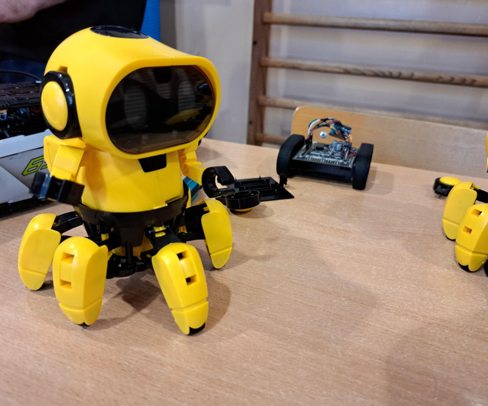 Okulary dla ratowników i opaska na stres: uczniowie z Tarnowa zaskakują świat technologii 