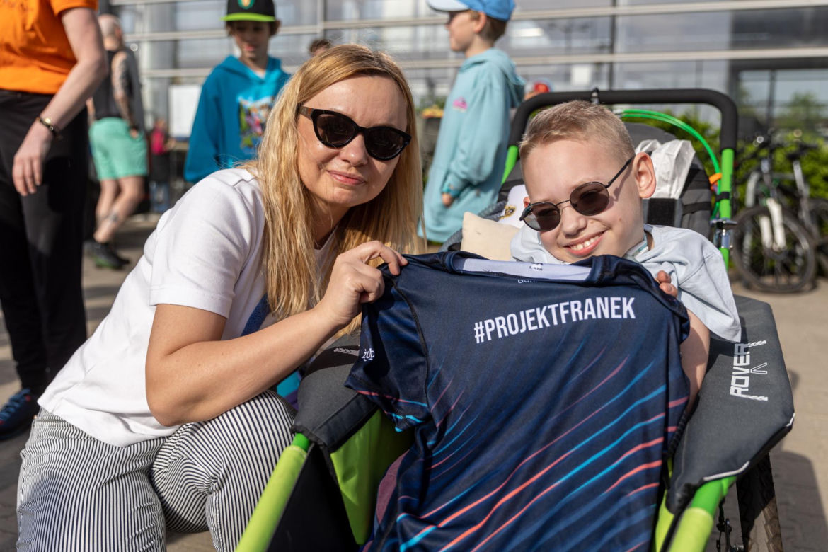 Nie chodzi i nie oddycha - a ukończył półmaraton. 