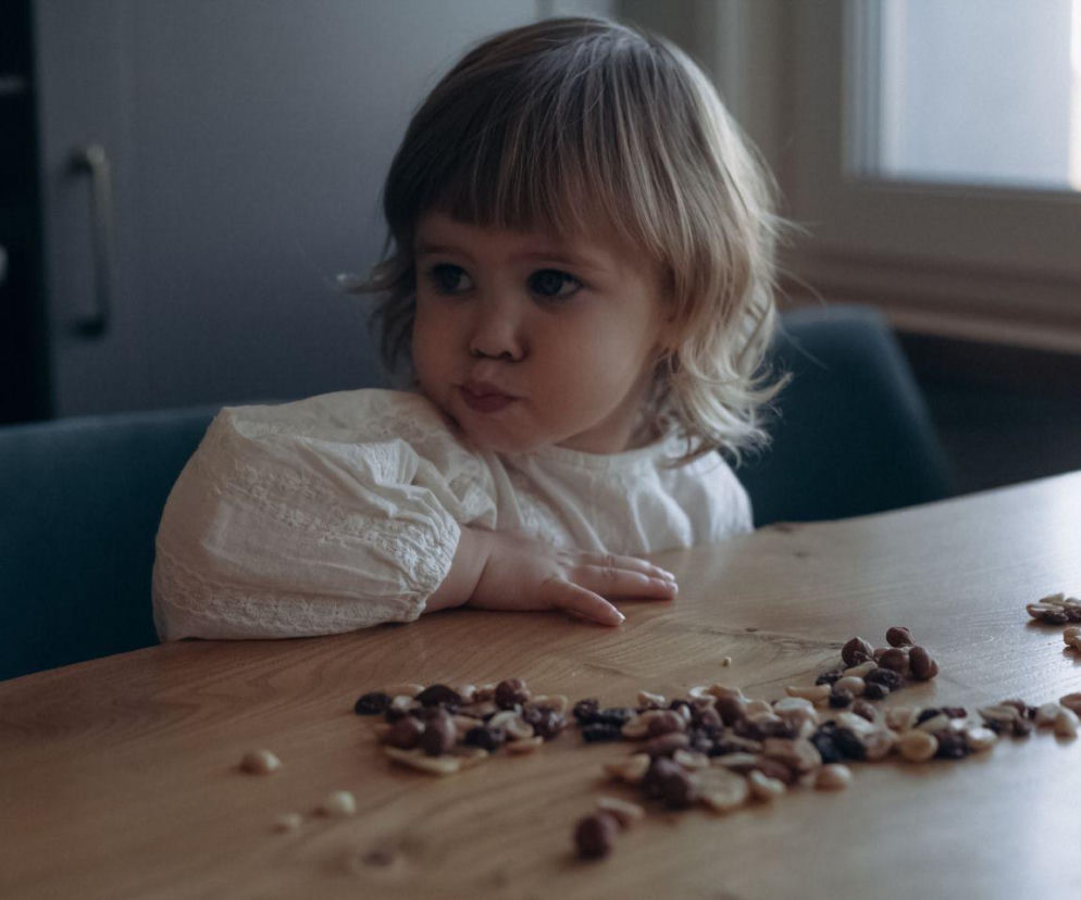 Dziecko źle zachowuje się po przedszkolu? To może być komplement