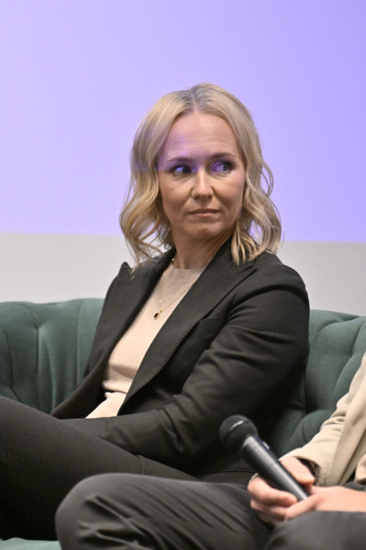 Iga Świątek i Daria Abramowicz na konferencji