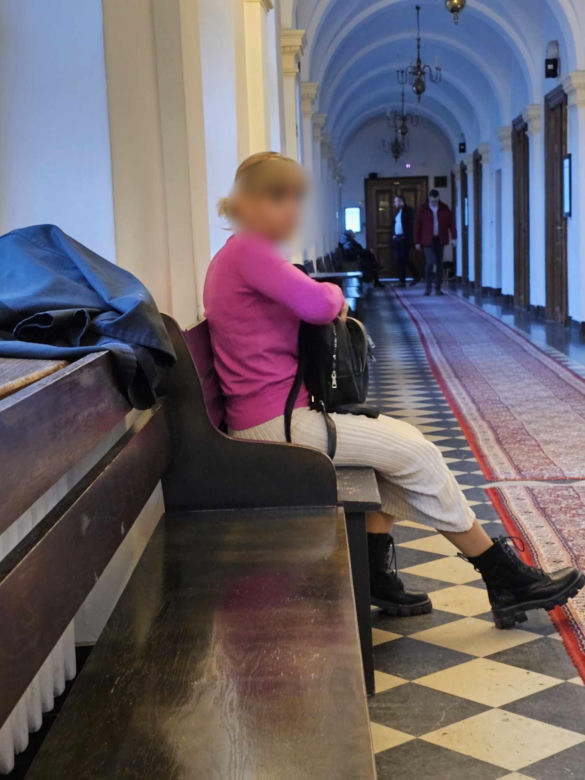Z zazdrości o chłopaka ugodziła nożem Ukrainkę. Kinga W. przed sądem