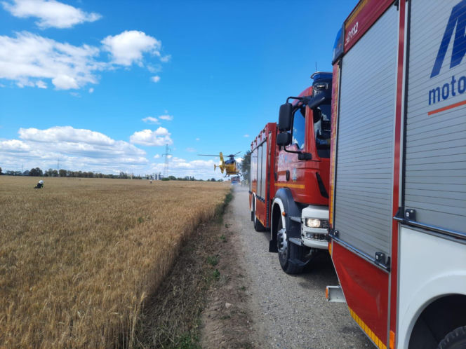 Auto dachowało, kierująca wypadła z pojazdu. Tragiczny finał wypadku pod Wągrowcem!