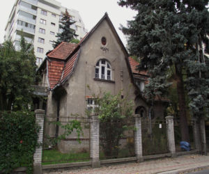 Willa przy ul. Bieżanowskiej 5 w Warszawie