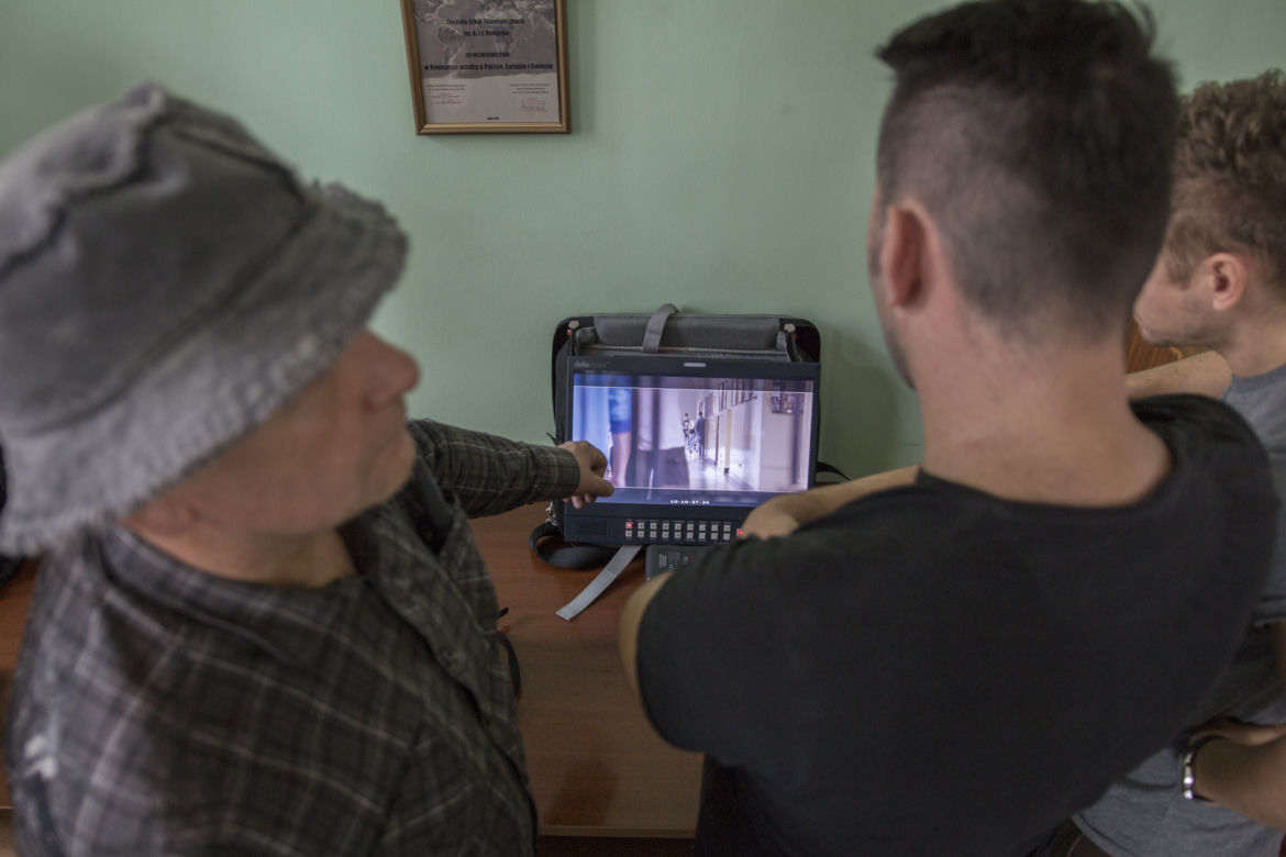 ZSE "Vetterów" zaatakowane przez terrorystów. Ekipa filmowa w szkole [GALERIA]