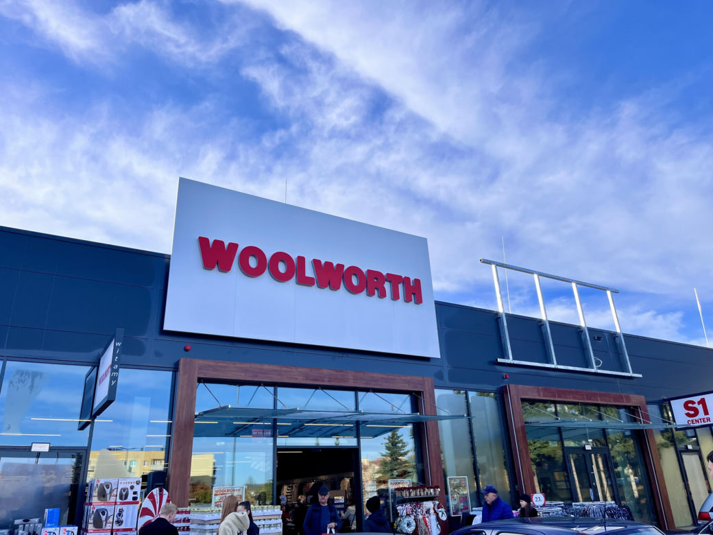 Tłumy na otwarciu sklepu Woolworth w Gorzowie