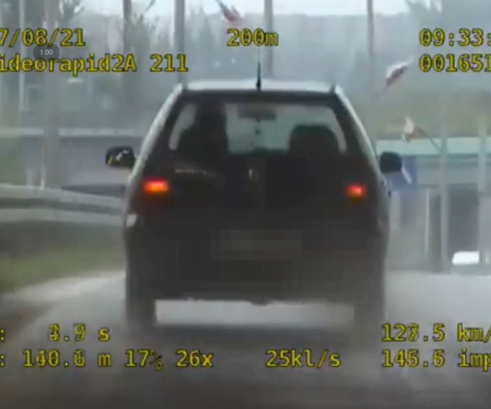Białystok. 18-latek pędził golfem przez miasto