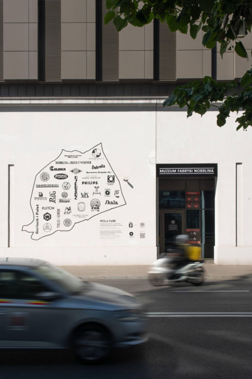 Nowy mural na terenie Fabryki Norblina. Upamiętnia przemysłowe korzenie dzielnicy