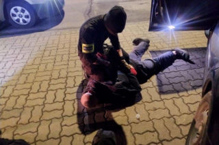 Szli na ustawkę z kominiarkami i gazem pieprzowym. Policja pokrzyżowała ich plany!