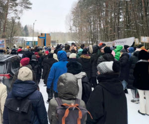 Ujadanie słychać z kilometrów. Odwiedziliśmy schronisko w Sobolewie. Tak nie brzmią szczęśliwe pieski