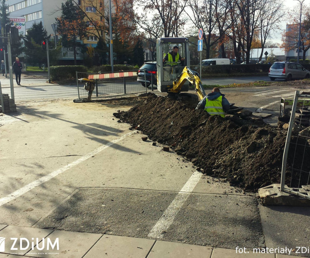 Parking powstaje przy skrzyżowaniu ulic Ślężnej i Kamiennej