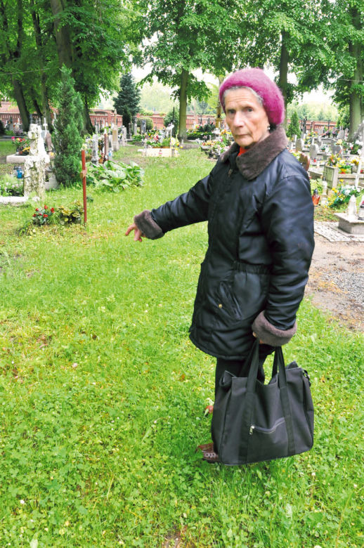 Pochowam moje aniołki w poświęconej ziemi