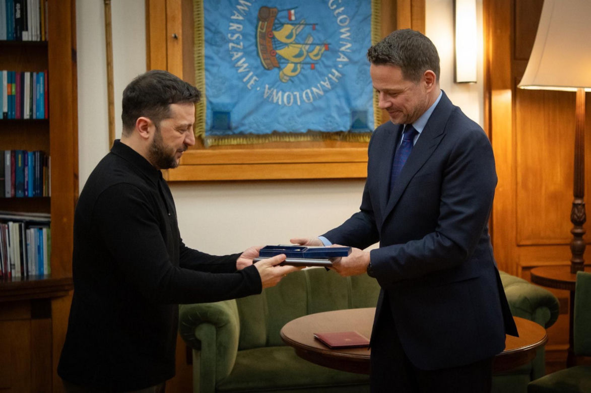 Trzaskowski odznaczony przez Zełenskiego