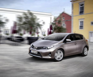 Toyota Auris II generacji