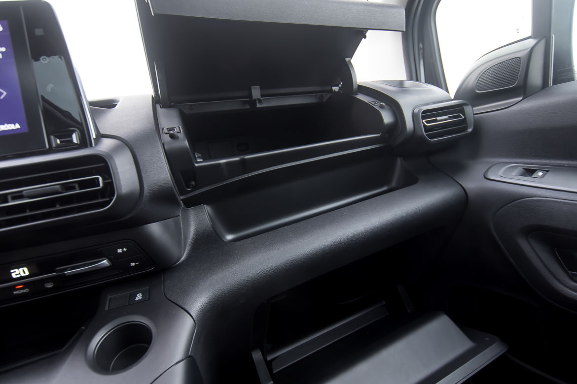 Opel Combo Life Elite 1.5D 130 KM 6MT