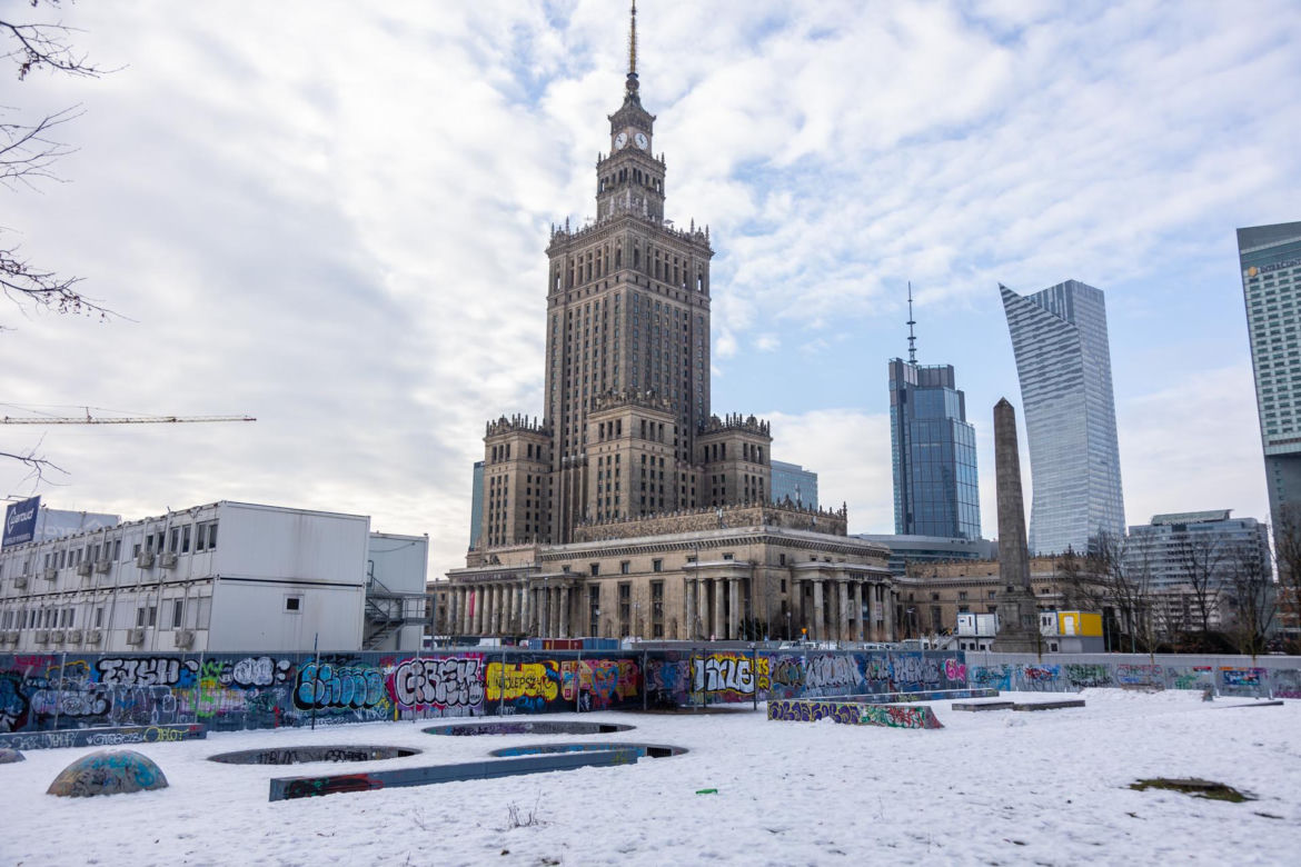 Graffiti w pobliżu Pałacu Kultury i Nauki
