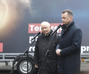 Politycy PiS zjeżdżają na Nowogrodzką