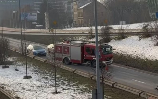 Kraków. Śmiertelny wypadek motocyklisty. 25-latek jechał bez kasku? [ZDJĘCIA].