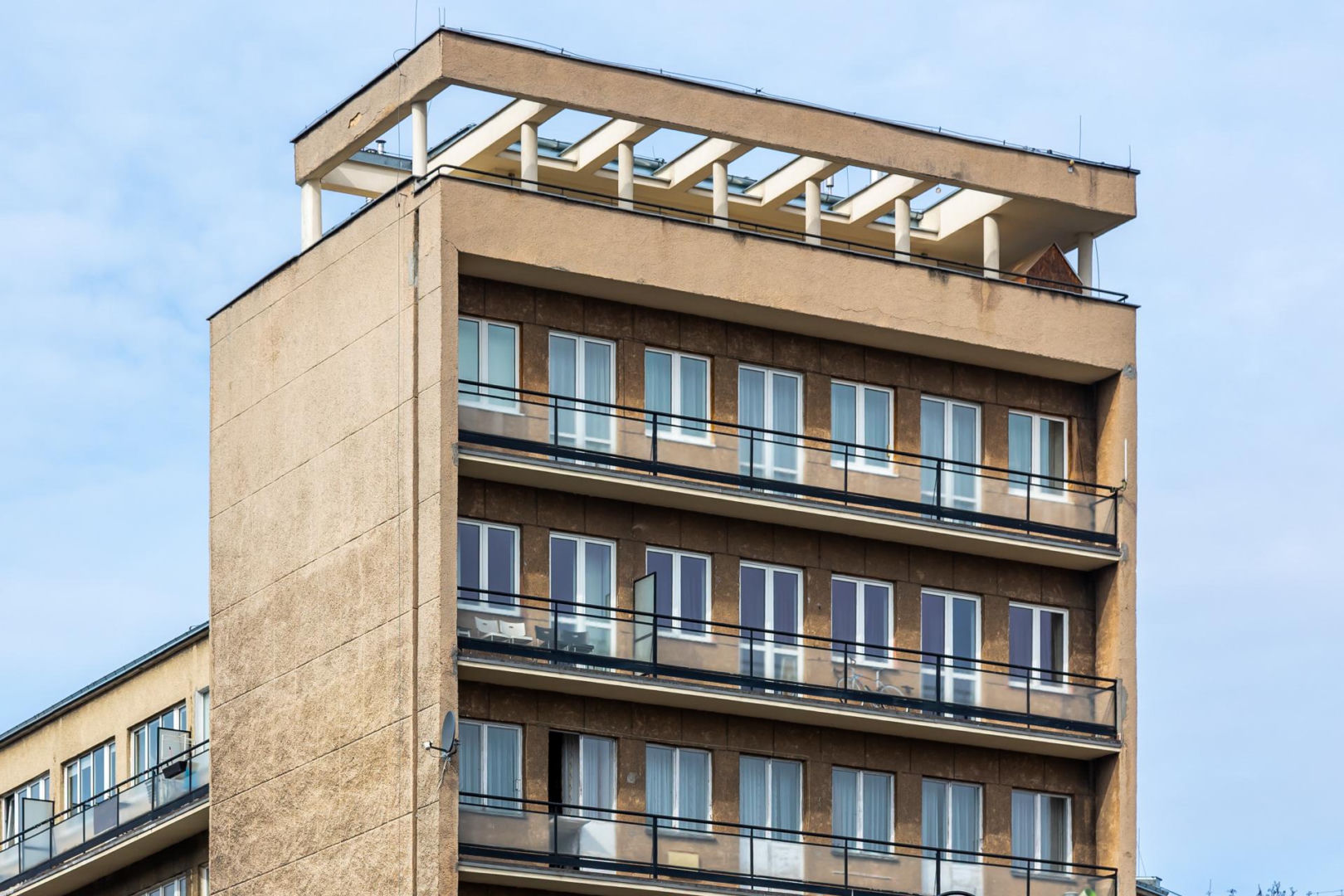 Wieżowiec przy ul. Sewerynów 4 w Warszawie