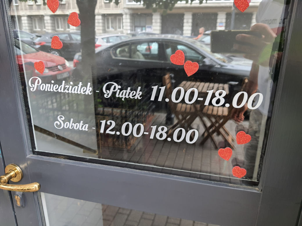 Horror w Śródmieściu. Algierczyk wpadł do butiku z nożem. Sterroryzował sprzedawczynię