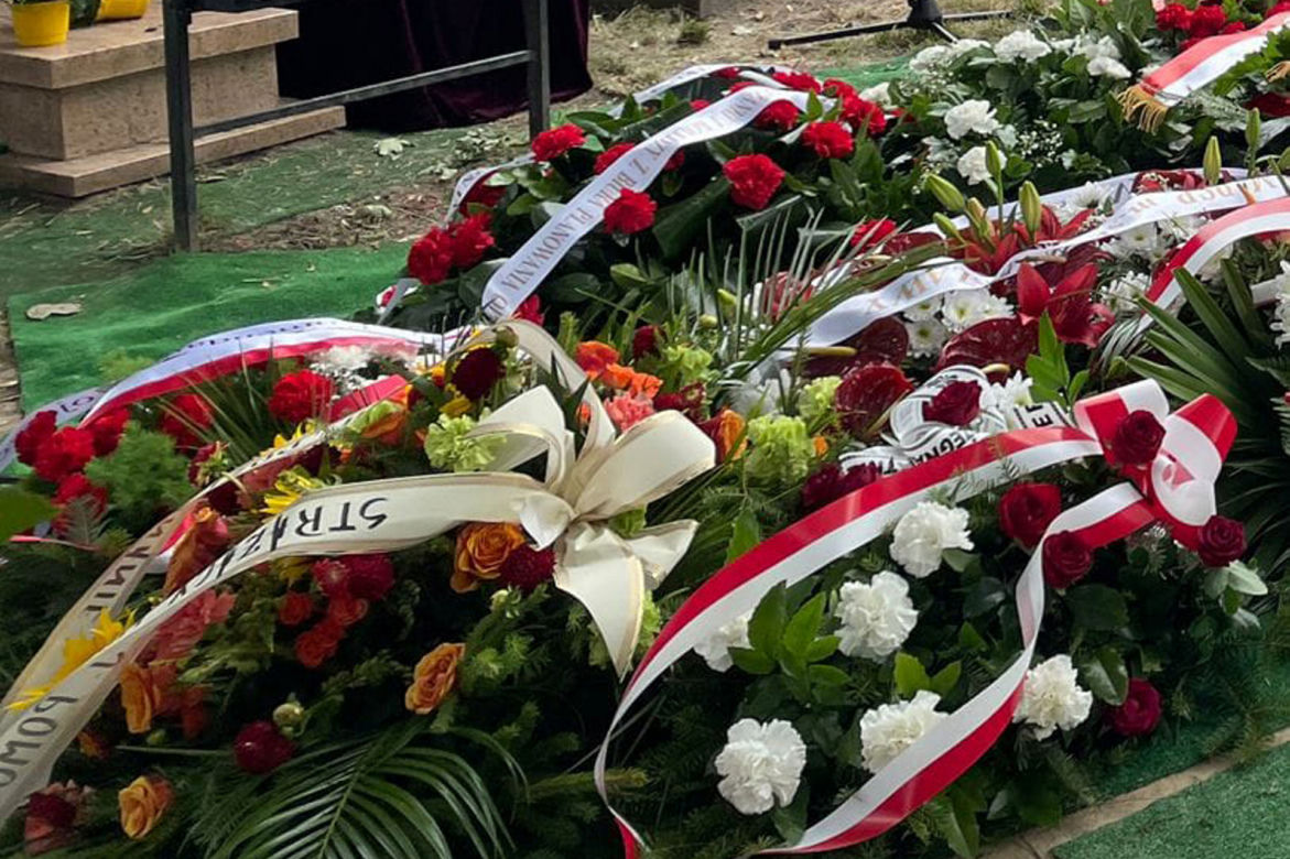 Wielka żałoba. Młody strażak zginął na służbie. Morze łez na pogrzebie