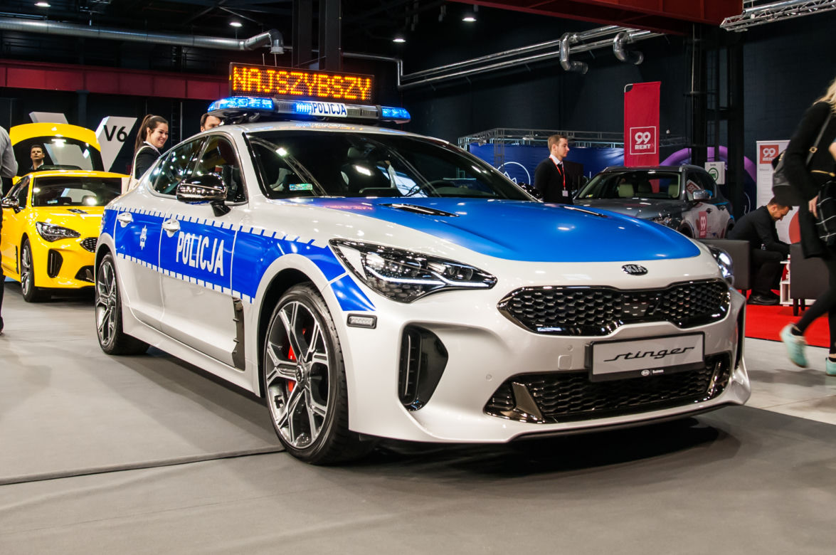 Kia Stinger GT, oznakowany radiowóz